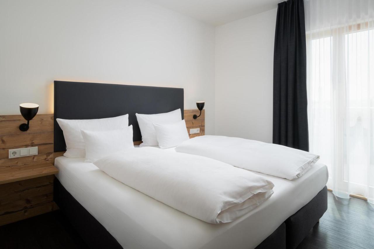Alb Inn - Hotel & Apartments Merklingen Extérieur photo