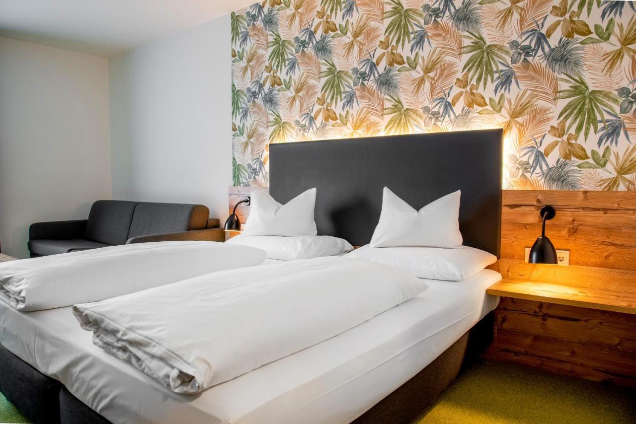 Alb Inn - Hotel & Apartments Merklingen Extérieur photo